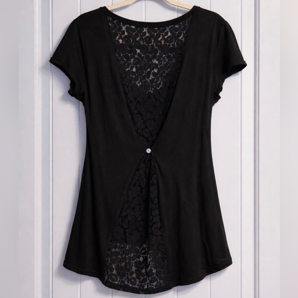 Eyelash Couture Black Hi-Low Lace Back Top ~ Size X-Large - Picture 5 of 9